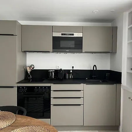 Charmant Duplex Au Centre De La Rochelle Λα Ροσέλ